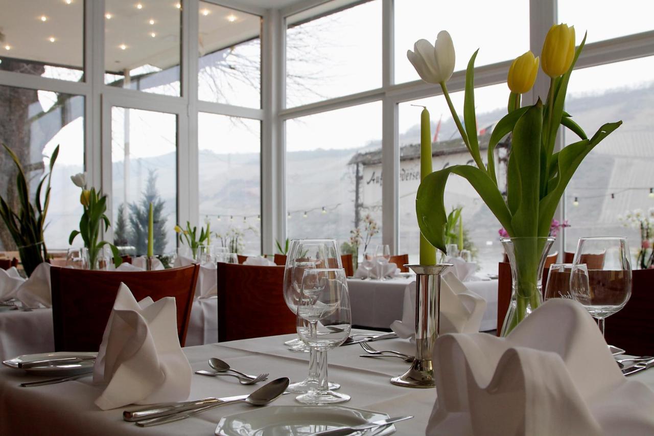 Hotel Lindenhof à Osterspai Extérieur photo