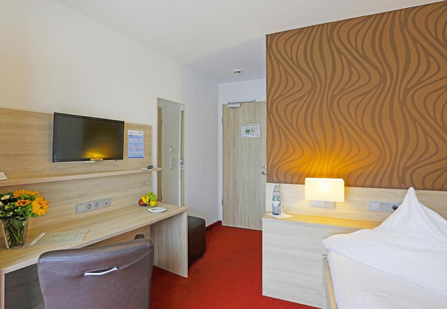 Hotel Lindenhof à Osterspai Extérieur photo